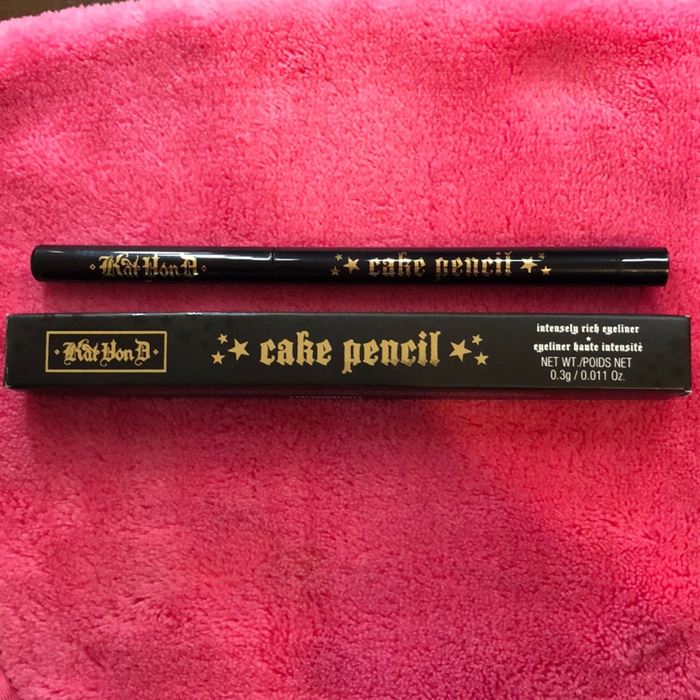 Kat Von D Cake Pencil in Trooper Black
